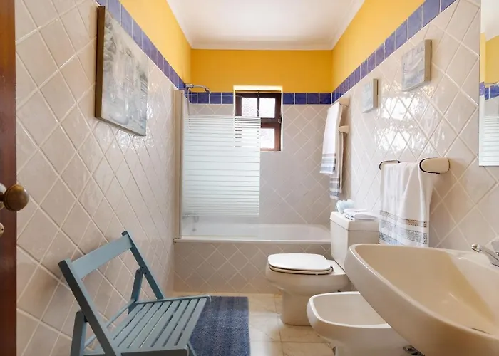 Sete Mares * Colares