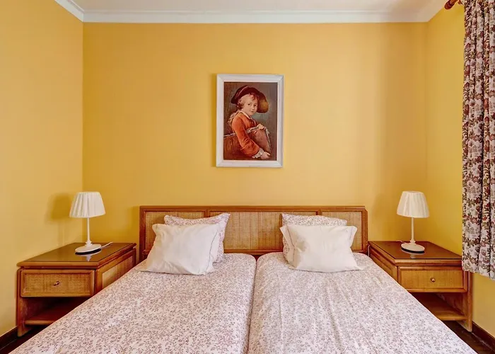 Sete Mares * Colares